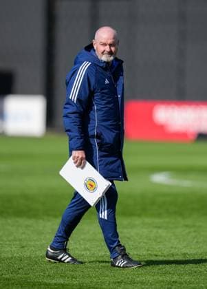Scotland Manager Steve Clarke Scotland Training Session, International Friendly, Länderspiel, Nationalmannschaft Football, Hampden Park, Glasgow, Scotland, UK - 27 Mar 2026Glasgow Hampden Park United Kingdom EDITORIAL USE ONLY No use with unauthorised audio, video, data, fixture lists, club league logos or live services. Online in-match use limited to 120 images, no video emulation. No use in betting, games or single club league player publications. Copyright: xStuartxWallace Shutterstockx 16788915p