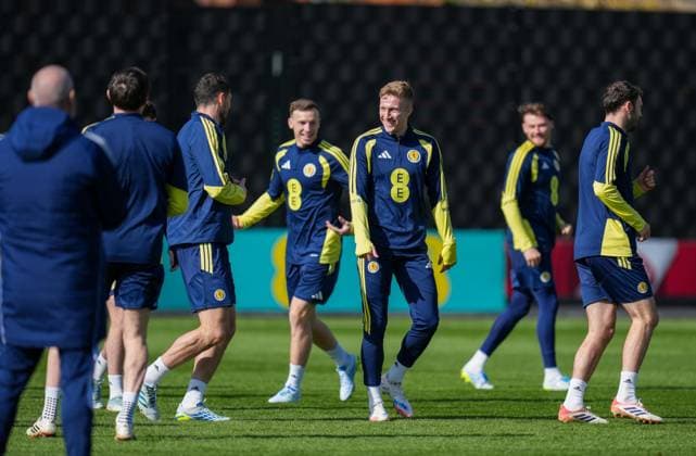 Ross McCrorie of Scotland with team mates Scotland Training Session, International Friendly, Länderspiel, Nationalmannschaft Football, Hampden Park, Glasgow, Scotland, UK - 27 Mar 2026Glasgow Hampden Park United Kingdom EDITORIAL USE ONLY No use with unauthorised audio, video, data, fixture lists, club league logos or live services. Online in-match use limited to 120 images, no video emulation. No use in betting, games or single club league player publications. Copyright: xStuartxWallace Shutterstockx 16788915ah