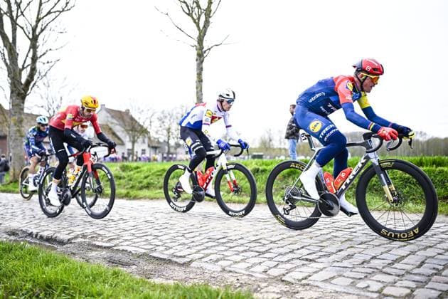 Danish Mads Pedersen pictured in action during the E3 Saxo Bank Classic one day cycling race, 208,8km from and to Harelbeke, on Friday 27 March 2026. JASPERxJACOBS  x169064895x