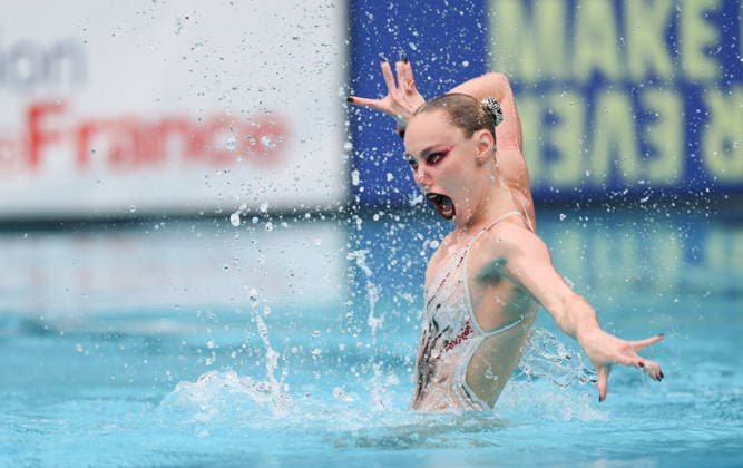 (260327) -- PARIS, March 27, 2026 -- Vasilina Khandoshka of neutral athletes A (NAA) performs during the women s solo technical final at the World Aquatics Artistic Swimming World Cup 2026 - Stop 2 in Paris, March 27, 2026. ) (SP)FRANCE-PARIS-ARTISTIC SWIMMING-WORLD AQUATICS-WORLD CUP WuxHuiwo 