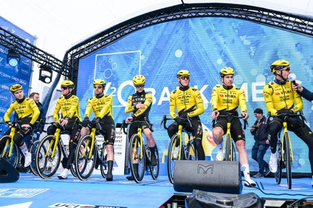 Team Visma-Lease a Bike riders pictured at the start of the E3 Saxo Bank Classic one day cycling race, 208,8km from and to Harelbeke, on Friday 27 March 2026. DAVIDxPINTENS  x169069639x
