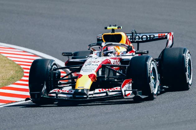 March 27, 2026, Suzuka, Mie, Japan: LIAM LAWSON of Visa Cash App Racing Bulls finishes eighth in Free Practice 1 using a Japanese Grand Prix special livery car ahead of the Formula 1 Japanese Grand Prix at Suzuka Circuit. Suzuka Japan - ZUMAh201 20260327_zsp_h201_022 Copyright: xYichinxHoux