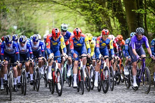 Belgian Edward Theuns of Lidl-Trek and the rest of the peloton pictured in action during the E3 Saxo Bank Classic one day cycling race, 208,8km from and to Harelbeke, on Friday 27 March 2026. JASPERxJACOBS  x169076794x