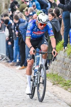 Dutch Mathieu van der Poel of Alpecin-Premier Tech pictured in action during the E3 Saxo Bank Classic one day cycling race, 208,8km from and to Harelbeke, on Friday 27 March 2026. POOLxTIMxDExWAELE  x169089923x