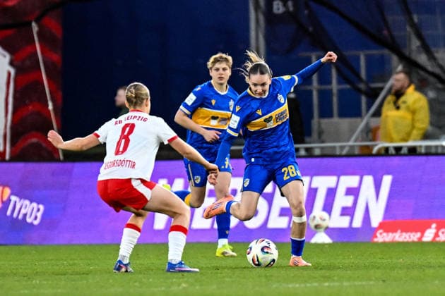 Soccer I Women I Season 2025 2026 I Bundesliga I 22 Matchday I FC Carl Zeiss Jena RB Leipzig I 27 03 2026 duel Emilia Asgeirsdottir 8, Rasenballsport Leipzig vs Emily Reske 28, FC Carl Zeiss Jena Jena Ernst Abbe Sportfeld, ad hoc Arena Thüringen Germany Copyright: xLobeca InesxHähnelx