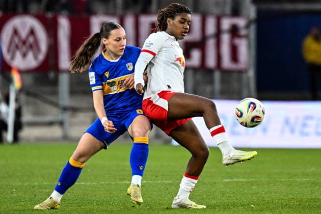 Soccer I Women I Season 2025 2026 I Bundesliga I 22 Matchday I FC Carl Zeiss Jena RB Leipzig I 27 03 2026 duel Emily Reske 28, FC Carl Zeiss Jena vs Delice Boboy 17, Rasenballsport Leipzig Jena Ernst Abbe Sportfeld, ad hoc Arena Thüringen Germany Copyright: xLobeca InesxHähnelx