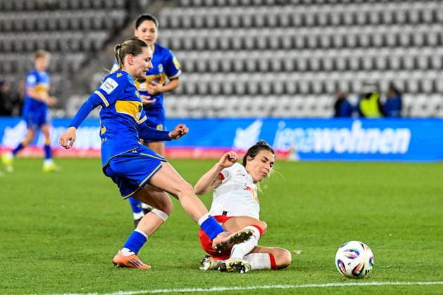 Soccer I Women I Season 2025 2026 I Bundesliga I 22 Matchday I FC Carl Zeiss Jena RB Leipzig I 27 03 2026 duel Emily Reske 28, FC Carl Zeiss Jena vs Sandra Starke 13, Rasenballsport Leipzig Jena Ernst Abbe Sportfeld, ad hoc Arena Thüringen Germany Copyright: xLobeca InesxHähnelx