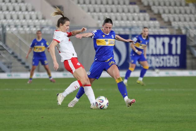 Google Pixel Womens Bundesliga, FC Carl Zeiss Jena RB Leipzig 27 03 2026 Sandra Starke 13, RB Leipzig vs Elena Mühlemann 30, Carl Zeiss Jena Football, Google Pixel Womens Bundesliga, Season 2025 2026, 22 Matchday FC Carl Zeiss Jena vs RB Leipzig on 27 03 2026, Ernst Abbe Sportfeld, ad hoc Arena, Jena DFB REGULATIONS PROHIBIT ANY USE OF PHOTOGRAPHS AS IMAGE SEQUENCES AND OR QUASI VIDEO Copyright: xBEAUTIFULxSPORTS JanxKaeferx
