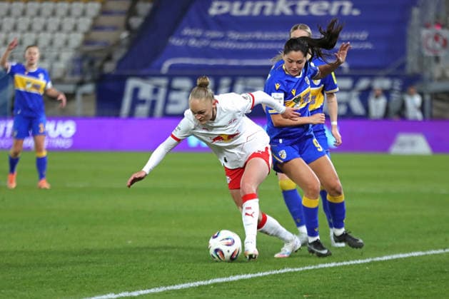 Google Pixel Womens Bundesliga, FC Carl Zeiss Jena RB Leipzig 27 03 2026 Victoria Krug 20, RB Leipzig vs Olivia Alcaide 9, Carl Zeiss Jena Football, Google Pixel Womens Bundesliga, Season 2025 2026, 22 Matchday FC Carl Zeiss Jena vs RB Leipzig on 27 03 2026, Ernst Abbe Sportfeld, ad hoc Arena, Jena DFB REGULATIONS PROHIBIT ANY USE OF PHOTOGRAPHS AS IMAGE SEQUENCES AND OR QUASI VIDEO Copyright: xBEAUTIFULxSPORTS JanxKaeferx
