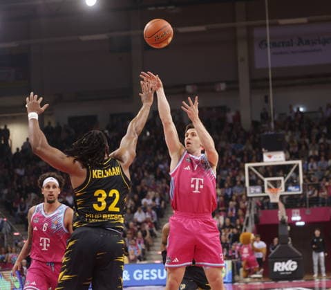 Grayson Murphy Telekom Baskets Bonn vs MHP RIESEN Ludwigsburg 26 Speiltag season 2025 26