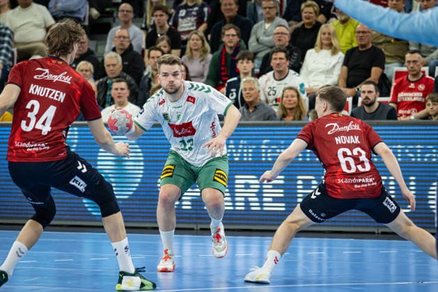 DAIKIN HBL SG Flensburg Handewitt vs GWD Minden 27 03 26 Ian Weber No 13, GWD Minden vs Thilo Knutzen No 34, SG Flensburg Handewitt and Domen Novak No 63, SG Flensburg Handewitt DAIKIN HBL SG Flensburg Handewitt vs GWD Minden, GP JOULE Arena on 27 03 26 Copyright: xBEAUTIFULxSPORTS MarioxM.xKobergx