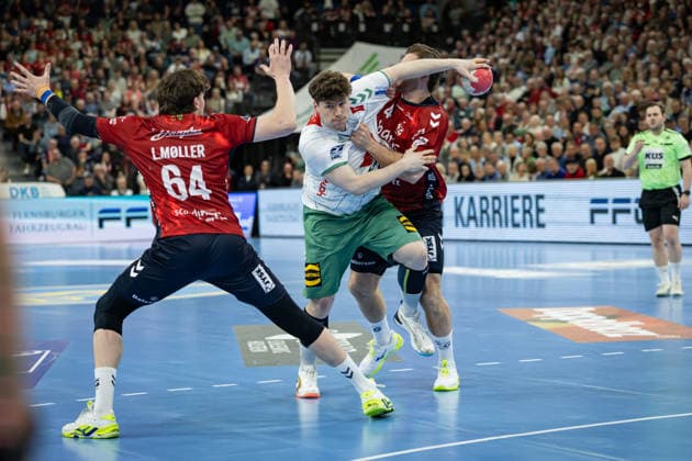 DAIKIN HBL SG Flensburg Handewitt vs GWD Minden 27 03 26 Lasse Kjaer Moller Nr 64, SG Flensburg Handewitt , Philipp Vorlicek Nr 22, GWD Minden , Johannes Golla Nr 04, SG Flensburg Handewitt DAIKIN HBL SG Flensburg Handewitt vs GWD Minden, GP JOULE Arena on 27 03 26 Copyright: xBEAUTIFULxSPORTS MarioxM.xKobergx