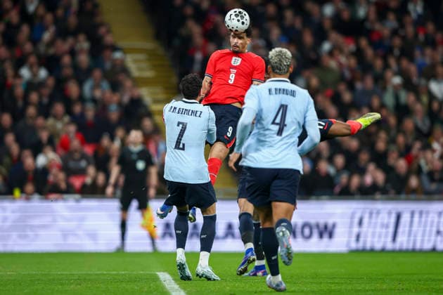 England v Uruguay, International Dominic Solanke of England heads the ball during the England v Uruguay International Friendly, Länderspiel, Nationalmannschaft match at Wembley Stadium, London, England on 27 March 2026 Credit: Ian Stephen Every Second Media Editorial use only. All images are copyright Every Second Media Limited. No images may be reproduced without prior permission. Copyright: xIMAGO EveryxSecondxMediax ESM-1881-0025 IanxStephenx xEveryxSecondxMediax