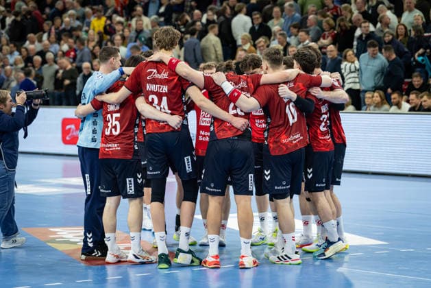 DAIKIN HBL SG Flensburg Handewitt vs GWD Minden 27 03 26 Cheers after victory SG Flensburg Handewitt DAIKIN HBL SG Flensburg Handewitt vs GWD Minden, GP JOULE Arena on 27 03 26 Copyright: xBEAUTIFULxSPORTS MarioxM.xKobergx