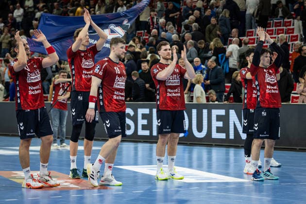 DAIKIN HBL SG Flensburg Handewitt vs GWD Minden 27 03 26 Cheers after victory SG Flensburg Handewitt DAIKIN HBL SG Flensburg Handewitt vs GWD Minden, GP JOULE Arena on 27 03 26 Copyright: xBEAUTIFULxSPORTS MarioxM.xKobergx