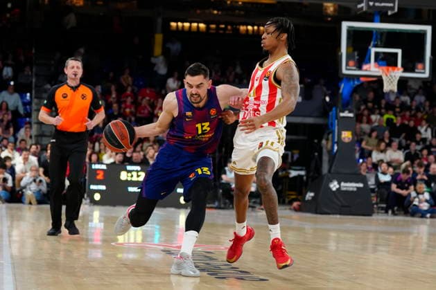 Euroleage Basketball - FC Barcelona, Barca vs. Red Star Belgrade Barcelona s Tomas Satoransky (L) in action against Red Star s Tyson Carter (R) during the Euroleague basketball match between FC Barcelona and Red Star Belgrade, in Barcelona, Spain, 27 March 2026. Barcelona Spain  Copyright: xAlejandroxGarciax