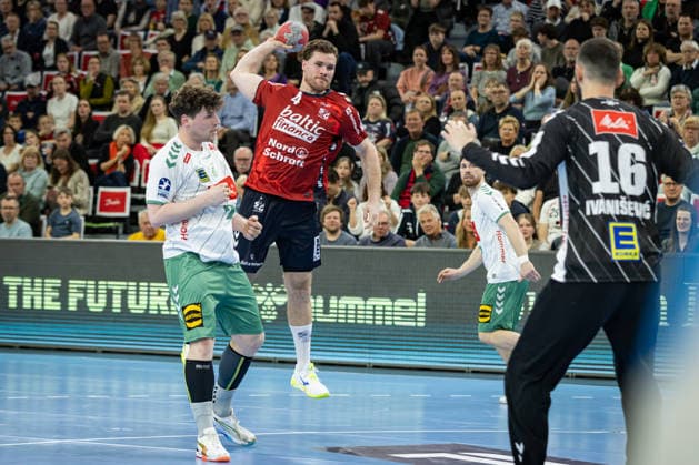 DAIKIN HBL SG Flensburg Handewitt vs GWD Minden 27 03 26 Johannes Golla No 04, SG Flensburg Handewitt in attack DAIKIN HBL SG Flensburg Handewitt vs GWD Minden, GP JOULE Arena on 27 03 26 Copyright: xBEAUTIFULxSPORTS MarioxM.xKobergx