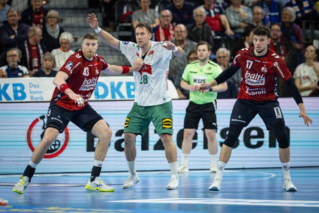 DAIKIN HBL SG Flensburg Handewitt vs GWD Minden 27 03 26 Blaz Blagotinsek Nr 43, SG Flensburg Handewitt , Tom Bergner Nr 28, GWD Minden , Marko Grgic Nr 17, SG Flensburg Handewitt DAIKIN HBL SG Flensburg Handewitt vs GWD Minden, GP JOULE Arena on 27 03 26 Copyright: xBEAUTIFULxSPORTS MarioxM.xKobergx
