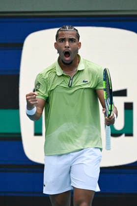 MIAMI GARDENS, FL - MARCH 27: Arthur Fils of France, reacts after the point, playing against, Jiri Lehecka of Czechia during the men™s semifinal match of the Miami Open on March 27, 2026. at Hard Rock Stadium in Miami Gardens, Florida. (Photo by Michele Eve Sandberg Icon Sportswire) TENNIS: MAR 27 Miami Open EDITORIAL USE ONLY Icon2603270672