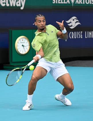 March 27, 2026, Miami Gardens, Fl, United States: Arthur Fils of France returns a shot to Jiri Lehecka of Czechia during the MenÃ¢â‚¬â ¢s Semifinal match of the Miami Open Presented by Itau at Hard Rock Stadium on March 27, 2026 in Miami Gardens, Florida. Florida. 2026 Miami Open, Miami Gardens, USA - 27 Mar 2026  - ZUMAsd3_ 20260327_znp_sd3_014 Copyright: xMichelexEvexSandbergx