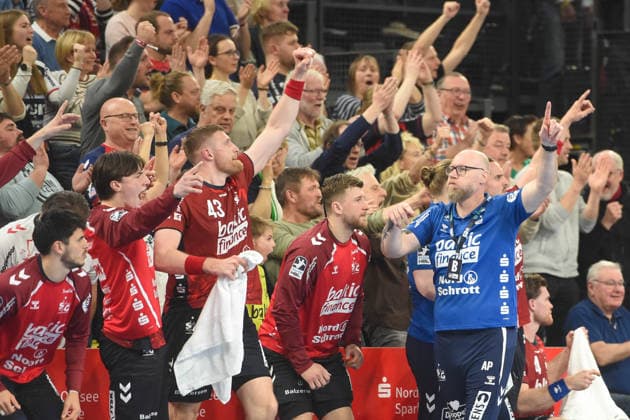 Handball I Men I Season 2025 2026 I Bundesliga I 26 Matchday I SG Flensburg Handewitt GWD Minden I 27 03 2026 Bench SG Flensburg Handewitt , Ales Pajovic Coach, SG Flensburg Handewitt Copyright: xLobeca JanxKirschnerx