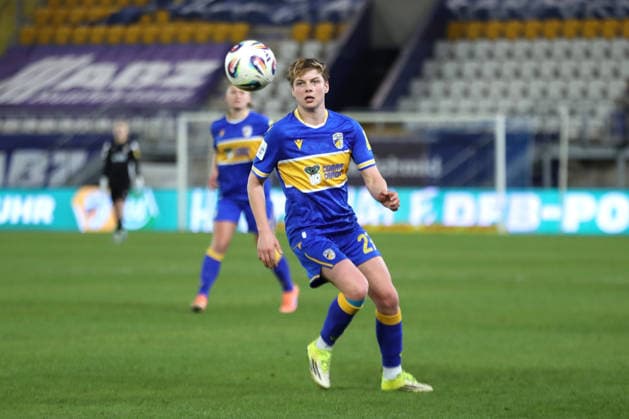 Google Pixel Frauen Bundesliga, FC Carl Zeiss Jena RB Leipzig 27 03 2026 Gwendolyn Mummert 27, Carl Zeiss Jena Fußball, Google Pixel Frauen Bundesliga, Saison 2025 2026, 22 Spieltag FC Carl Zeiss Jena vs RB Leipzig am 27 03 2026, Ernst Abbe Sportfeld, ad hoc Arena, Jena DFB REGULATIONS PROHIBIT ANY USE OF PHOTOGRAPHS AS IMAGE SEQUENCES AND OR QUASI VIDEO Copyright: xBEAUTIFULxSPORTS JanxKaeferx