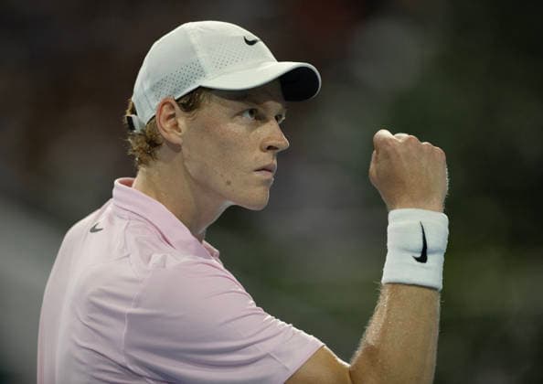 March 27, 2026, Miami Gardens, Fl, United States: MIAMI GARDENS, FL - MARCH 27: Jannik Sinner celebrates after earning a point against Alexander Zverev in the semi-finals during the Miami Open at Hard Rock Stadium on March 27, 2026 in Miami Gardens, Florida. Miami Gardens United States - ZUMAt139 20260327_aaa_t139_047 Copyright: xMichaelxPimentel IsixPhotosx