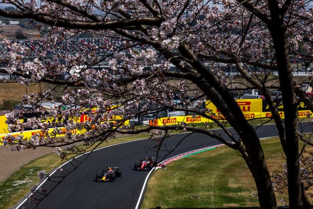 F1 - JAPANESE GRAND PRIX 2026 06 HADJAR Isack (fra), Red Bull Racing Ford RB22, action, 44 HAMILTON Lewis (gbr), Scuderia Ferrari SF-26, action during the Formula 1 Japanese Grand Prix 2026, 3rd round of the 2026 Formula One World Championship, WM, Weltmeisterschaft from March 27 to 29, 2026 on the Suzuka Circuit, in Suzuka, Japan - SuzukaJapan Copyright: xDPPIx