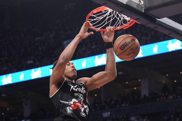 March 27, 2026, Toronto, On, CAN: Toronto Raptors Scottie Barnes (4) scores against New Orleans Pelicans during first half NBA, Basketball Herren, USA basketball action in Toronto on Friday March 27 2026. Scottie Barnes  - ZUMAc35_ 20260327_zaf_c35_205 Copyright: xChrisxYoungx
