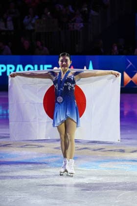 ISU Figure skating, Eiskunstlauf World Championships 2026 at the O2 Arena in Prague, Czech Republic - 27 Mar 2026 Silver medalist Mone Chiba of Japan as seen during the medal ceremony for the Women competition at the ISU Figure Skating World Championships 2026 at the O2 Arena. ISU Figure Skating World Championships 2026 takes place from 24th to 29th of March in Prague, Czech Republic. Prague Czech Republic Copyright: xTomasxTkacikx xSOPAxImagesx 20260327-ISU-women-37