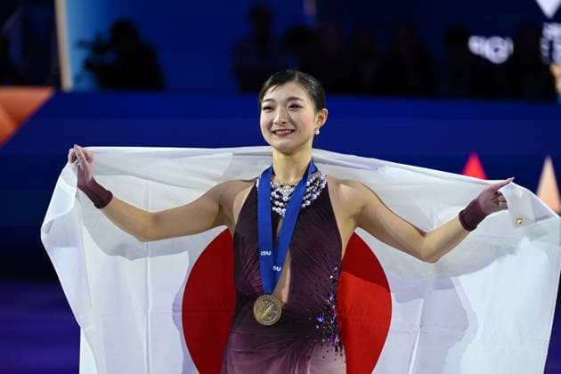 ISU Figure skating, Eiskunstlauf World Championships 2026 at the O2 Arena in Prague, Czech Republic - 27 Mar 2026 Gold medalist Kaori Sakamoto of Japan as seen during the medal ceremony for the Women competition at the ISU Figure Skating World Championships 2026 at the O2 Arena. ISU Figure Skating World Championships 2026 takes place from 24th to 29th of March in Prague, Czech Republic. Prague Czech Republic Copyright: xTomasxTkacikx xSOPAxImagesx 20260327-ISU-women-41