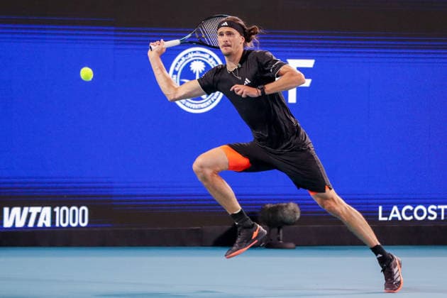 MIAMI GARDENS, FL - MARCH 27: Alexander Zverev (GER) in action during a men™s semi-final singles match against Jannik Sinner (ITA) at the Miami Open on March 27, 2026, at Hard Rock Stadium in Miami Gardens, Florida,(Photo by Chris Arjoon Icon Sportswire) TENNIS: MAR 27 Miami Open EDITORIAL USE ONLY Icon2603270010126