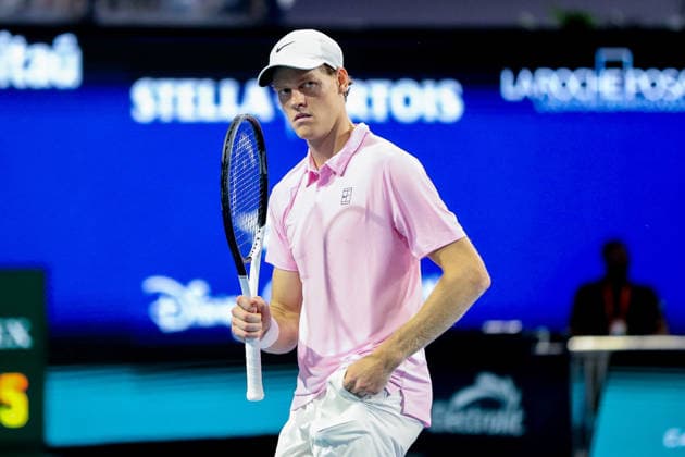 MIAMI GARDENS, FL - MARCH 27: Jannik Sinner (ITA) reacts during a men™s semi-final singles match against Alexander Zverev (GER) at the Miami Open on March 27, 2026, at Hard Rock Stadium in Miami Gardens, Florida,(Photo by Chris Arjoon Icon Sportswire) TENNIS: MAR 27 Miami Open EDITORIAL USE ONLY Icon2603270010132