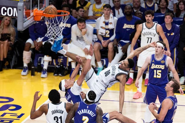 March 27, 2026, Los Angeles, California, USA: Brooklyn NetsÃ¢â‚¬â ¢ Josh Minott (00) goes to the basket against Los Angeles LakersÃ¢â‚¬â ¢ Jaxson Hayes (11) during an NBA, Basketball Herren, USA basketball game at Crypto.com Arena on Friday, March 27, 2026 in Los Angeles. NBA 2026: Lakers 116:99 Nets  - ZUMAc68_ 20260327_zaf_c68_060 Copyright: xRingoxChiux
