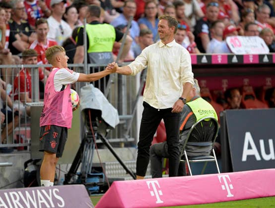 Football, Julian Nagelsmann with ball boy Lennart Karl, archive pictures