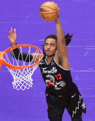 (260328) -- TORONTO, March 28, 2026 -- Collin Murray-Boyles of Toronto Raptors dunks during the 2025-2026 NBA, Basketball Herren, USA regular season game between Toronto Raptors and New Orleans Pelicans in Toronto, Canada, on March 27, 2026. (Photo by Xinhua) (SP) CANADA-TORONTO-BASKETBALL-NBA-PELICANS VS RAPTORS ZouxZheng 