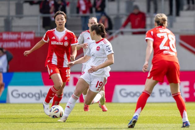 Momoko Tanikawa 18 FC Bayern Muenchen in duel with Sanja Homann 19 1 FC Nuernberg , FC Bayern Frauen Muenchen 1 FC Nuernberg, Google Pixel Frauenbundesliga, 22 Spieltag, 28 03 26 DFB regulations prohibit any use of photographs as image sequences and or quasi video kolbert press Muenchen Bayern Germany Copyright: xkolbert-press UlrichxGamelx