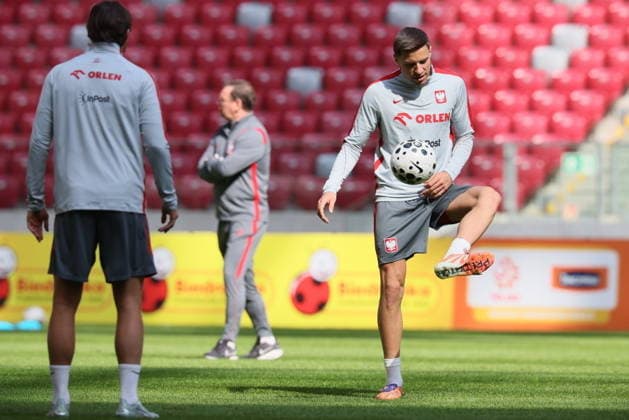 FIFA World Cup, WM, Weltmeisterschaft, Fussball 2026 European playoffs MD-1 - Poland Polish national soccer player Jan Bednarek attends the training session of the team in Warsaw, Poland, 28 March 2026. Poland will face Sweden in the 2026 FIFA World Cup play-off on 31 March. Warsaw Poland  Copyright: xLeszekxSzymanskix