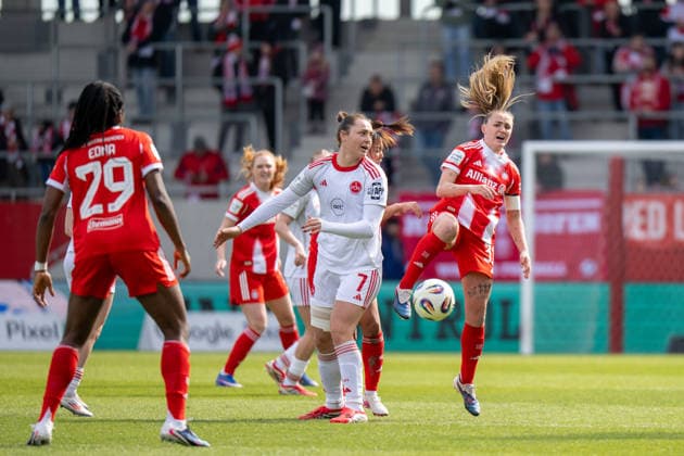 Leia Varley 7 1 FC Nuernberg , Georgia Stanway 31 FC Bayern Muenchen , FC Bayern Frauen Muenchen 1 FC Nuernberg, Google Pixel Frauenbundesliga, 22 Spieltag, 28 03 26 DFB regulations prohibit any use of photographs as image sequences and or quasi video kolbert press Muenchen Bayern Germany Copyright: xkolbert-press UlrichxGamelx