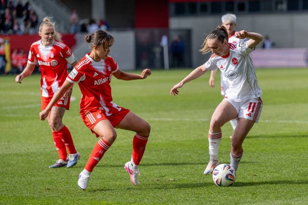 Fight for the ball duel between Momoko Tanikawa FC Bayern Muenchen Frauen, 18 and Lara Meroni 1 FC Nuernberg, 11 GER, FC Bayern Muenchen Frauen vs 1 FC Nuernberg, Soccer, Google Pixel Women Bundesliga, 22 Matchday, Season 2025 2026, 28 03 2026 DFL DFB REGULATIONS PROHIBIT ANY USE OF PHOTOGRAPHS as IMAGE SEQUENCES and or QUASI VIDEO GER, FC Bayern Muenchen Frauen vs 1 FC Nuernberg, Football, Google Pixel Frauen Bundesliga, 22 Spieltag, Saison 2025 2026, 28 03 2026 Muenchen Copyright: xEibner-Pressefoto HeikexFeinerx EP_HFR