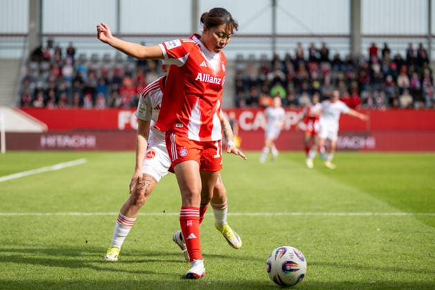 Momoko Tanikawa 18 FC Bayern Muenchen , FC Bayern Frauen Muenchen 1 FC Nuernberg, Google Pixel Frauenbundesliga, 22 Spieltag, 28 03 26 DFB regulations prohibit any use of photographs as image sequences and or quasi video kolbert press Muenchen Bayern Germany Copyright: xkolbert-press UlrichxGamelx