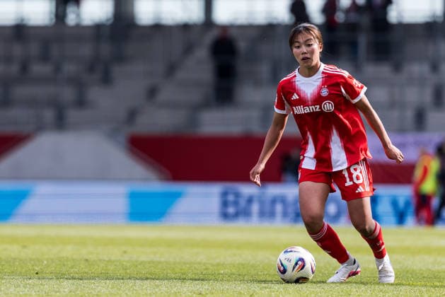 Google Pixel Frauen Bundesliga, FC Bayern München 1 FC Nürnberg 28 03 2026 Momoko Tanikawa FC Bayern München, 18 am Ball Google Pixel Frauen Bundesliga, FC Bayern München 1 FC Nürnberg, München, FC Bayern Campus am 28 03 2026 DFB REGULATIONS PROHIBIT ANY USE OF PHOTOGRAPHS AS IMAGE SEQUENCES AND OR QUASI VIDEO Copyright: xBEAUTIFULxSPORTS Wunderlx