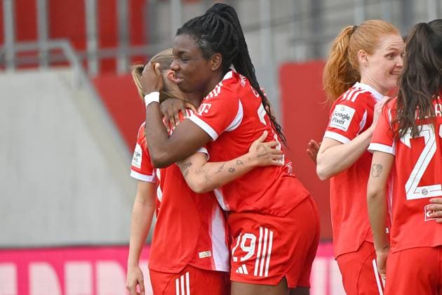 Edna IMADE FCB , jubilation,joy,enthusiasm with pain after goal to 1 0, with left Georgia STANWAY FCB , Soccer Google Pixel Womens Bundesliga Season 2025 2026, 22 Matchday, Matchday22 FC Bayern Muenchen Women 1 FC Nuernberg on 28 03 2026 FC BAYERN CAMPUS