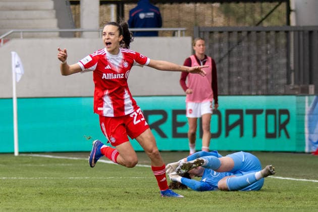 Goal celebration for 2 0, Natalia Padilla Bidas 23 FC Bayern Muenchen , FC Bayern Frauen Muenchen 1 FC Nuernberg, Google Pixel Frauenbundesliga, 22 Spieltag, 28 03 26 DFB regulations prohibit any use of photographs as image sequences and or quasi video kolbert press Muenchen Bayern Germany Copyright: xkolbert-press UlrichxGamelx