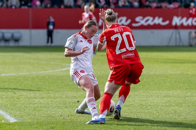 Fight for the ball duel between Zuzanna Grzywinska 1 FC Nuernberg, 16 and Franziska Kett FC Bayern Muenchen Frauen, 20 GER, FC Bayern Muenchen Frauen vs 1 FC Nuernberg, Soccer, Google Pixel Women Bundesliga, 22 Matchday, Season 2025 2026, 28 03 2026 DFL DFB REGULATIONS PROHIBIT ANY USE OF PHOTOGRAPHS as IMAGE SEQUENCES and or QUASI VIDEO GER, FC Bayern Muenchen Frauen vs 1 FC Nuernberg, Football, Google Pixel Frauen Bundesliga, 22 Spieltag, Saison 2025 2026, 28 03 2026 Muenchen Copyright: xEibner-Pressefoto HeikexFeinerx EP_HFR