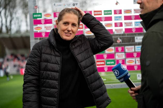 Germany Soccer Google Pixel Womens Bundesliga 2025 2026 1 FC Köln vs Eintracht Frankfurt 22 Matchday Franz Kremer Stadium Cologne on TV Interview before the match Britta Carlson Head Coach, 1 FC Köln Copyright: xOrhanxHabashx