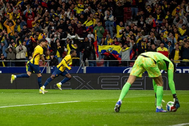 March 27, 2026, Madrid, Spain: Piero HincapiÃ (L) and John Yeboah of Ecuador celebrate a goal during the friendly match between the national football teams of Morocco and Ecuador, played at the Metropolitano Stadium in preparation for the 2026 FIFA World Cup, WM, Weltmeisterschaft, Fussball Final score: Morocco 1 - 1 Ecuador. Madrid Spain - ZUMAs197 20260327_aaa_s197_667 Copyright: xDavidxCanalesx