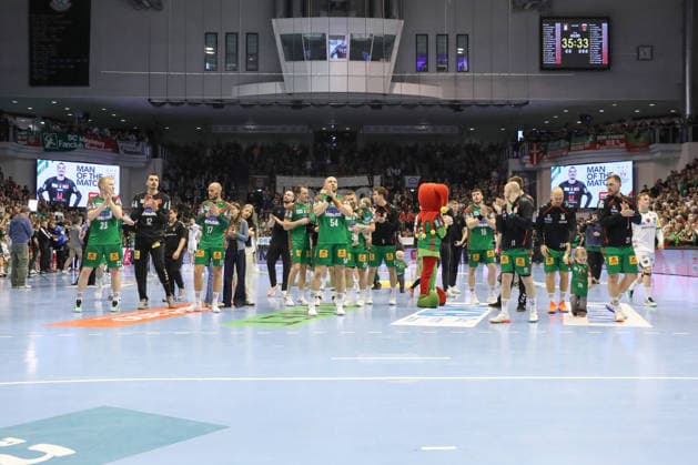 28 03 2026, xtgx, Handball, Daikin HBL, SC Magdeburg Füchse Berlin v l Magdeburg Cheering about the victory, cheering after the end of the game Magdeburg