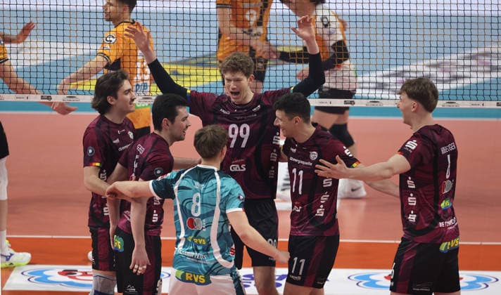 KW celebrates after winning points Joy Emotion Cheers Sport Volleyball Bundesliga Playoff Quarterfinals Men Season 2025 2026 28 03 2026 BR Volleys Berlin BRV vs Netzhoppers KW Königswusterhausen