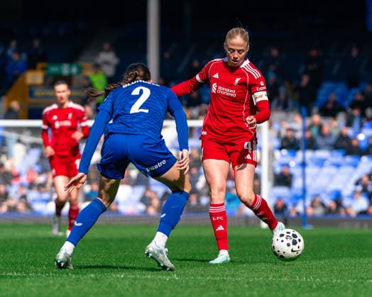 Football - FA Women™s Super League - Everton FC Women v Liverpool FC Women LIVERPOOL, ENGLAND - Sunday, March 27, 2026: Liverpool s Grace Fisk dribbles with the ball during the FA Women™s Super League match between Everton FC Women and Liverpool FC Women, the Women s Merseyside Derby at Goodison Park. (Photo by James Giblin Propaganda) LIVERPOOL Goodison Park MERSEYSIDE ENGLAND  Copyright: xPropagandax P2026-03-28-Everton_W_Liverpool_W93